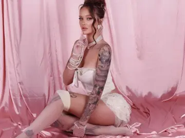 UliKuper  live sex cam