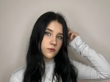 LoraOrsini  live sex cam