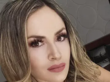 LuisaLov  live sex cam