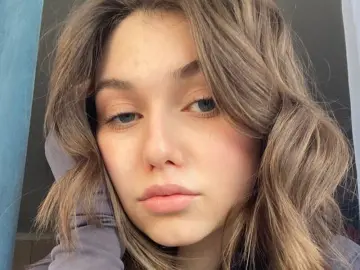 BriannaMauzey  live sex cam