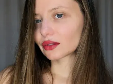 LiaNeoka  live sex cam