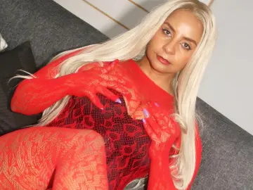 LareineCleo  live sex cam