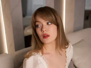 AleysBloomy  live sex cam