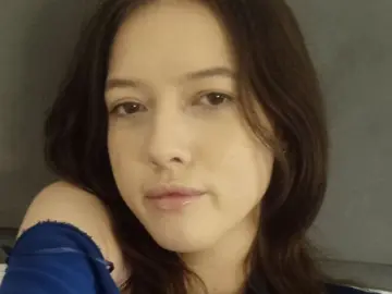 LannieMckell  live sex cam
