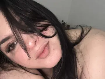 NumidiaHilton  live sex cam