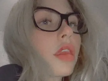 KatlynHoppel  live sex cam