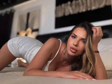 ValerieNicolle  live sex cam