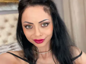 VeronicaQuinn  live sex cam