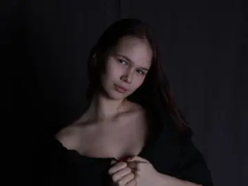 JesseniaLitt  live sex cam