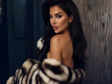 CassandraLeon  live sex cam