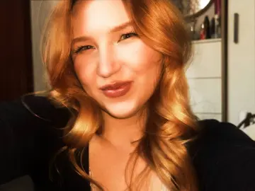 JenetteFolson  live sex cam