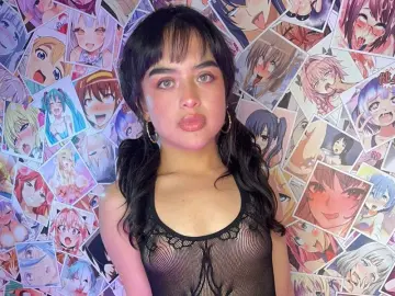 MinnieWain  live sex cam