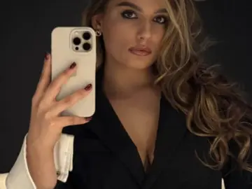 TaHillmer  live sex cam