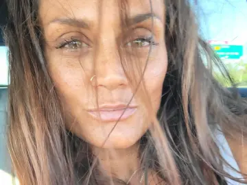 Rukkushy  live sex cam