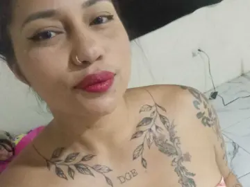 LucianaAranda  live sex cam