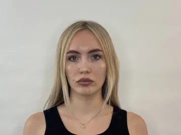 RegeniaAttwell  live sex cam