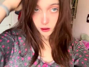 HannahHayes  live sex cam