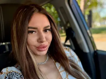 AidaHaze  live sex cam
