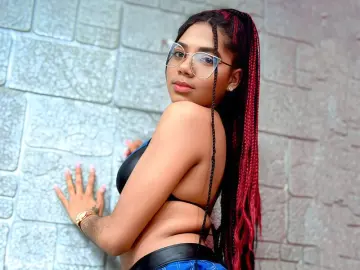 IvonneRussell  live sex cam