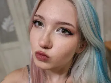 LayneCline  live sex cam