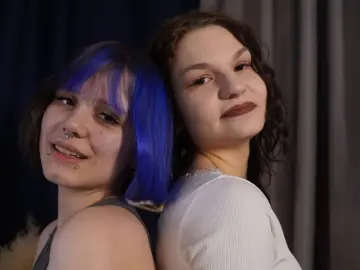 JudithAndMamie  live sex cam