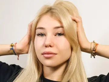 MoraSobie  live sex cam