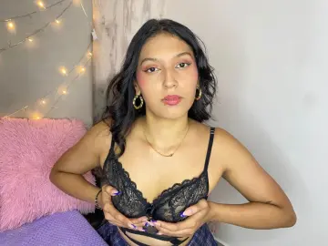 DulcedDilucas  live sex cam