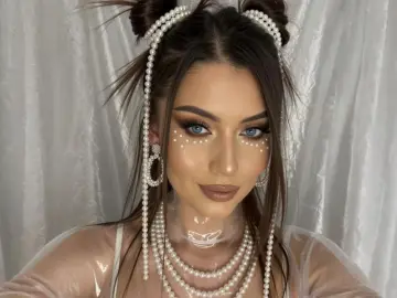 Alice  live sex cam