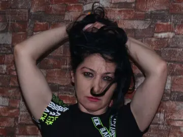 ErikaElvie  live sex cam