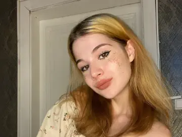 KrissCherri  live sex cam