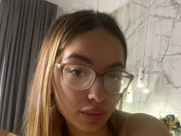 MarianaPollack  live sex cam