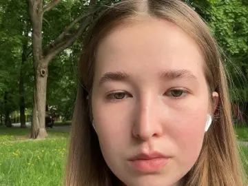 CarlyWestenhaver  live sex cam