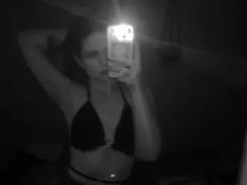 DoloresHuesing  live sex cam