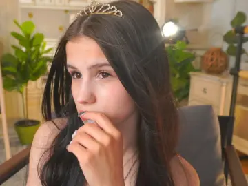 AnnetPintonin  live sex cam
