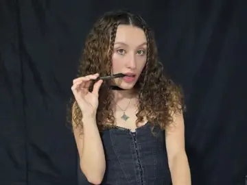 MarthiAdams  live sex cam