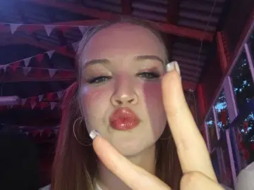 NelleCauthorne  live sex cam