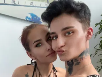 SelenaAndKelly  live sex cam