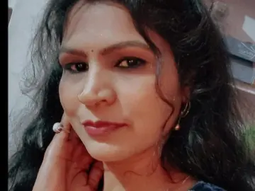 Jhilmil  live sex cam