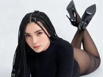 ValeriaEclaire  live sex cam