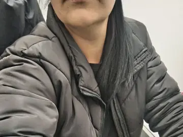 ElaStone  live sex cam