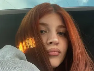 VelmaraJoy  live sex cam