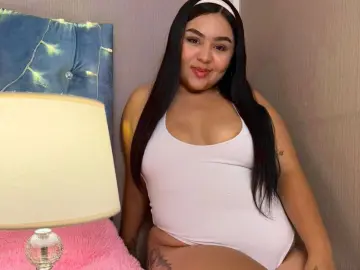 KatyMillers  live sex cam