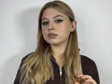 MercedesVaught  live sex cam