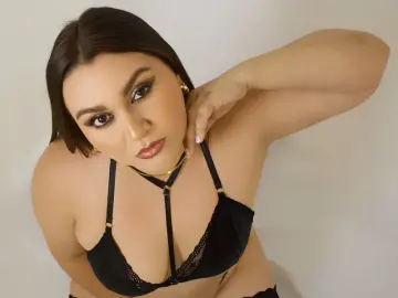 ChloeBelli  live sex cam