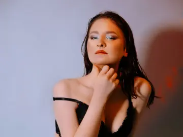 KiraClair  live sex cam