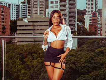 AbbrilSmith  live sex cam