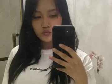 BerniceMaguire  live sex cam