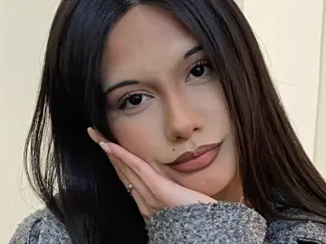 BritniHilbrand  live sex cam