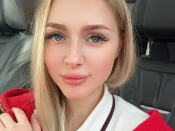 CandiceBless  live sex cam