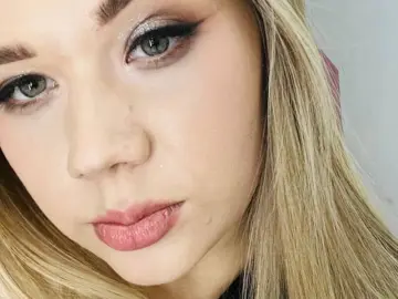 AminaDigges  live sex cam